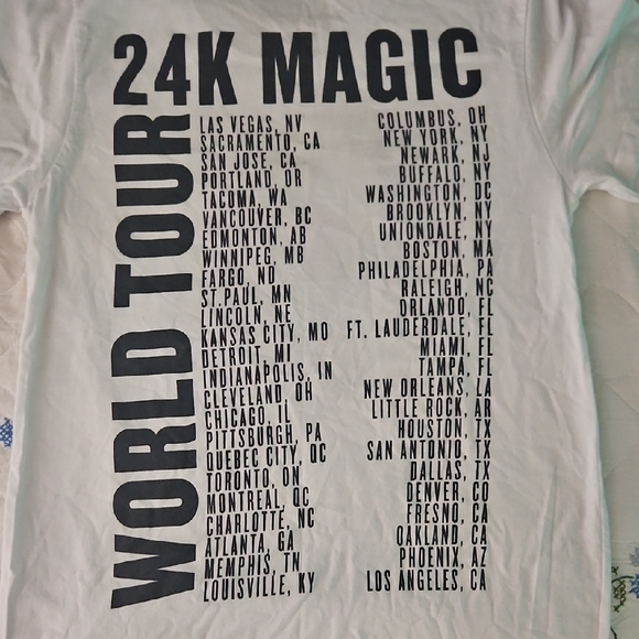 Bruno Mars Graphic T-Shirt - Picture 4 of 4